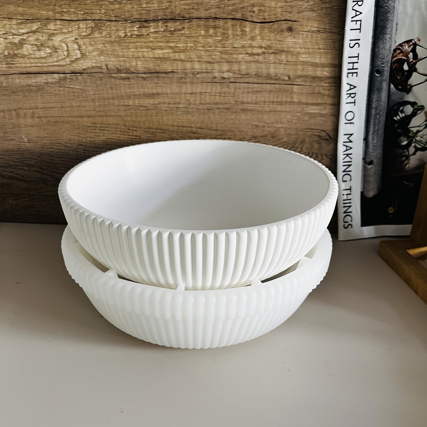 Candle Making Tutorial - これは樹脂、石膏、コンクリートで作るアイテムや、キャンドルやジュエリートレイを作るのに適した大きなボウル型です。